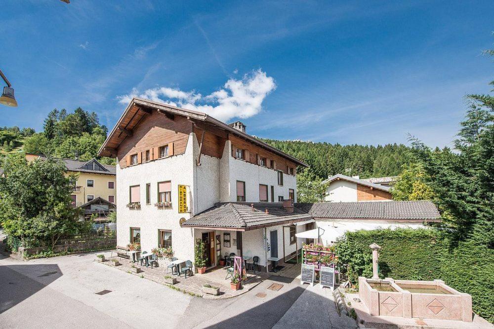 Albergo Campregheri Exterior foto
